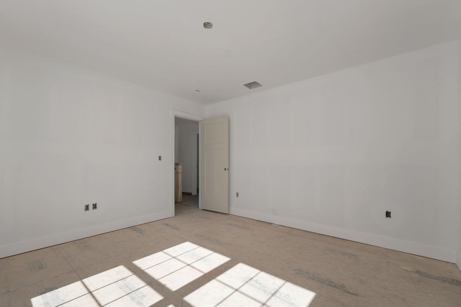 8 Wiley Hill Road Londonderry, NH 03053 - Photo 34 of 60