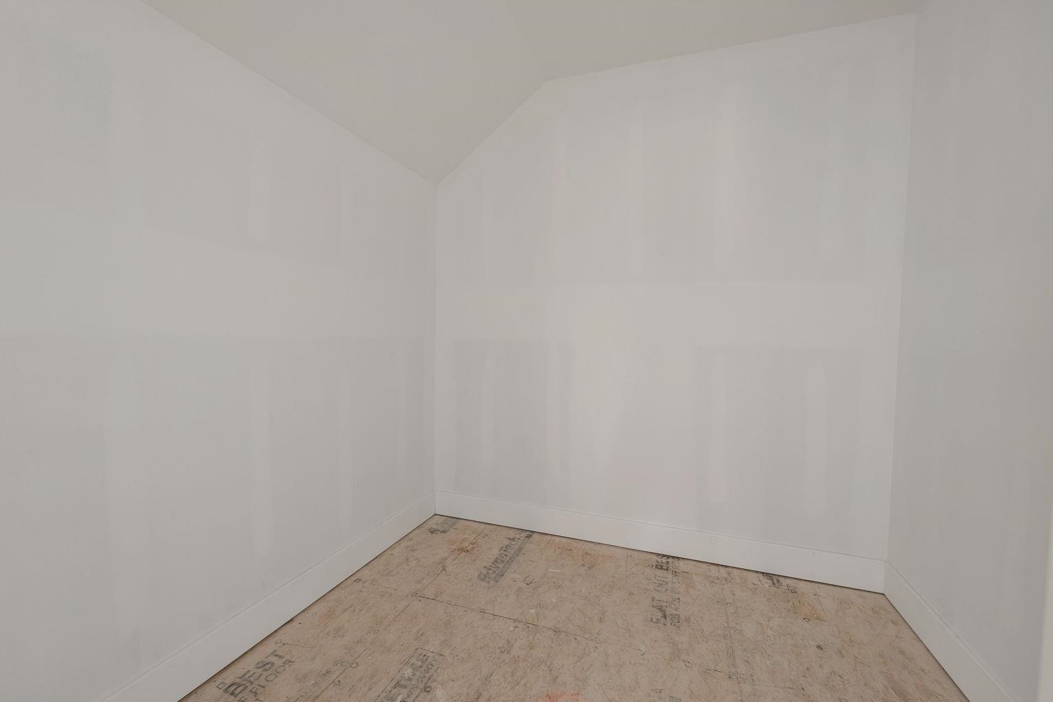 8 Wiley Hill Road Londonderry, NH 03053 - Photo 36 of 60