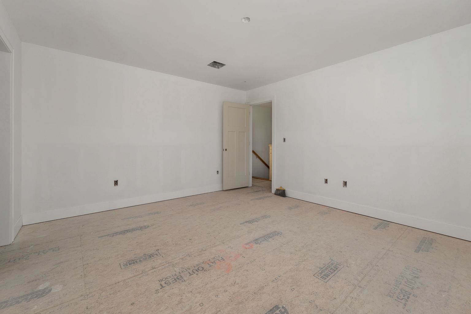 8 Wiley Hill Road Londonderry, NH 03053 - Photo 38 of 60