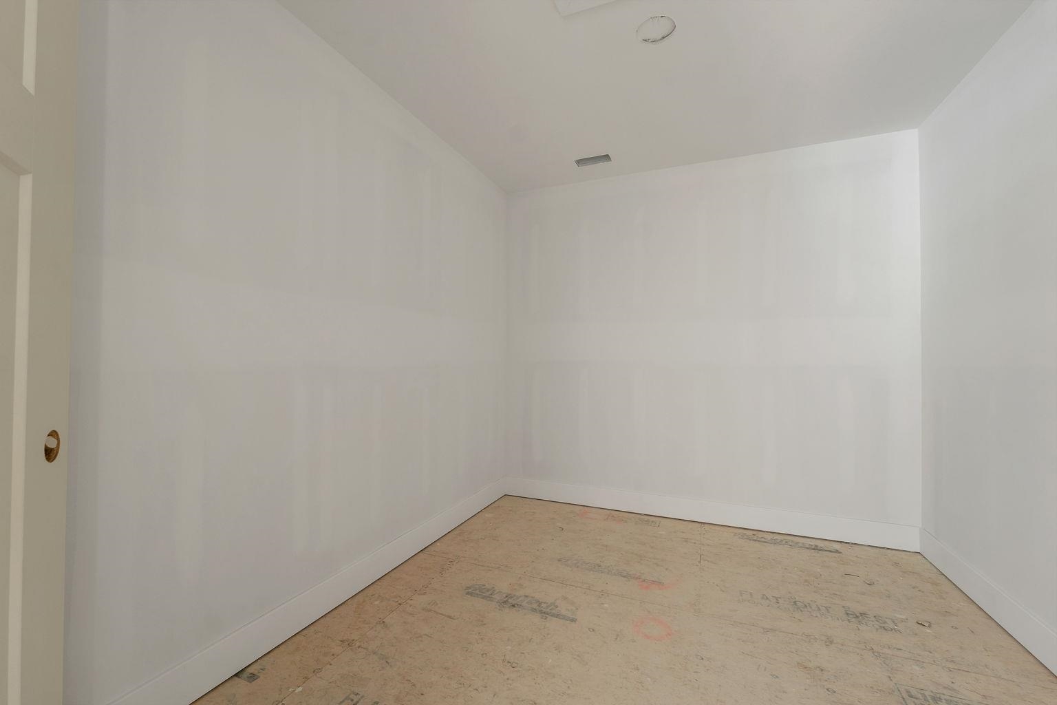 8 Wiley Hill Road Londonderry, NH 03053 - Photo 45 of 60