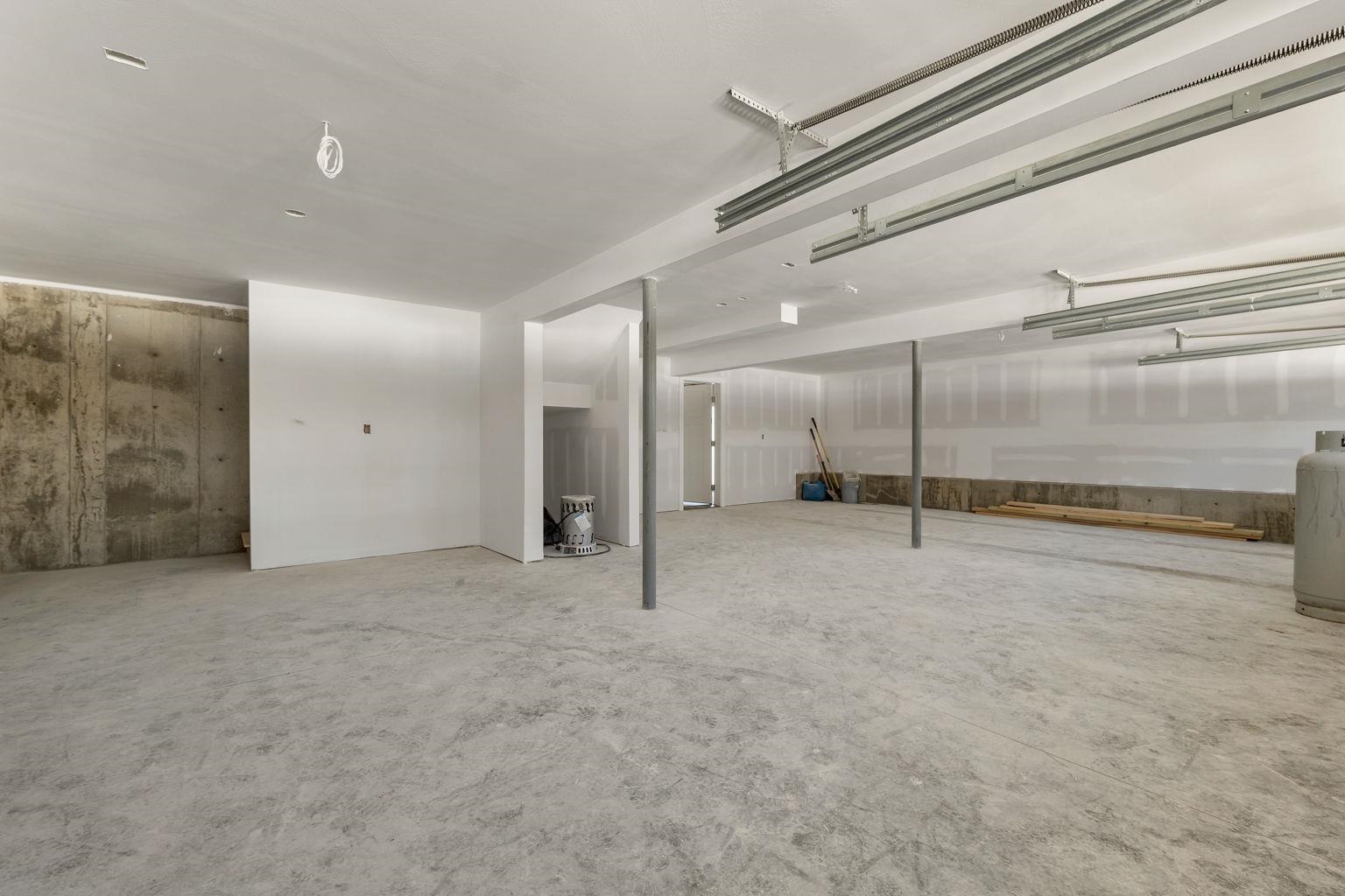 8 Wiley Hill Road Londonderry, NH 03053 - Photo 49 of 60