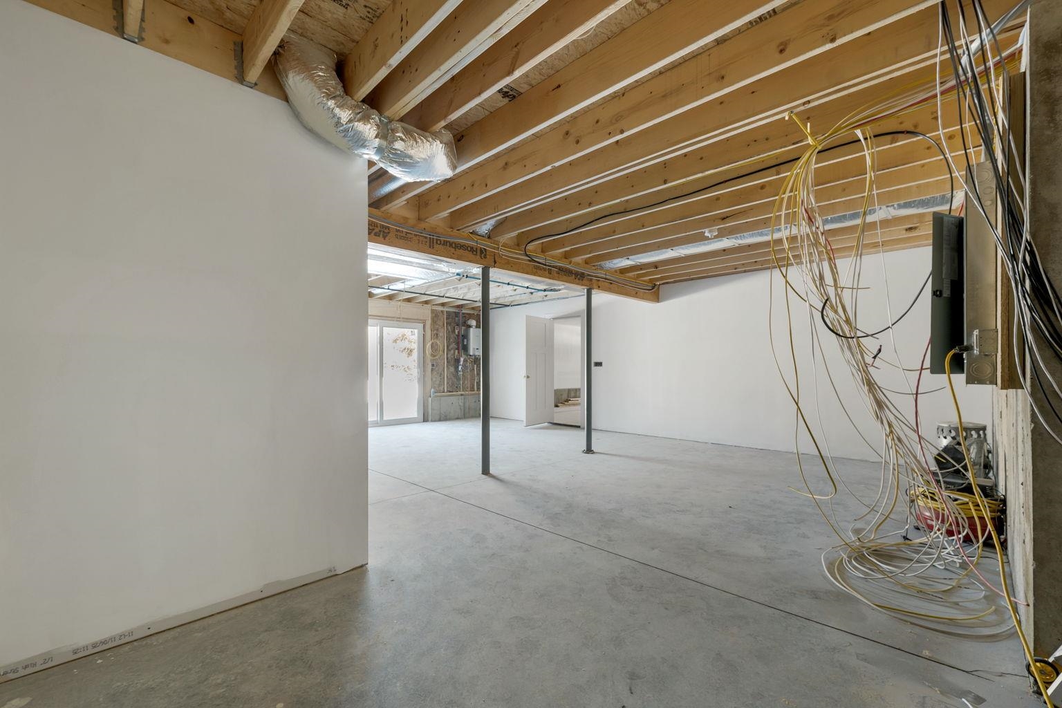 8 Wiley Hill Road Londonderry, NH 03053 - Photo 55 of 60