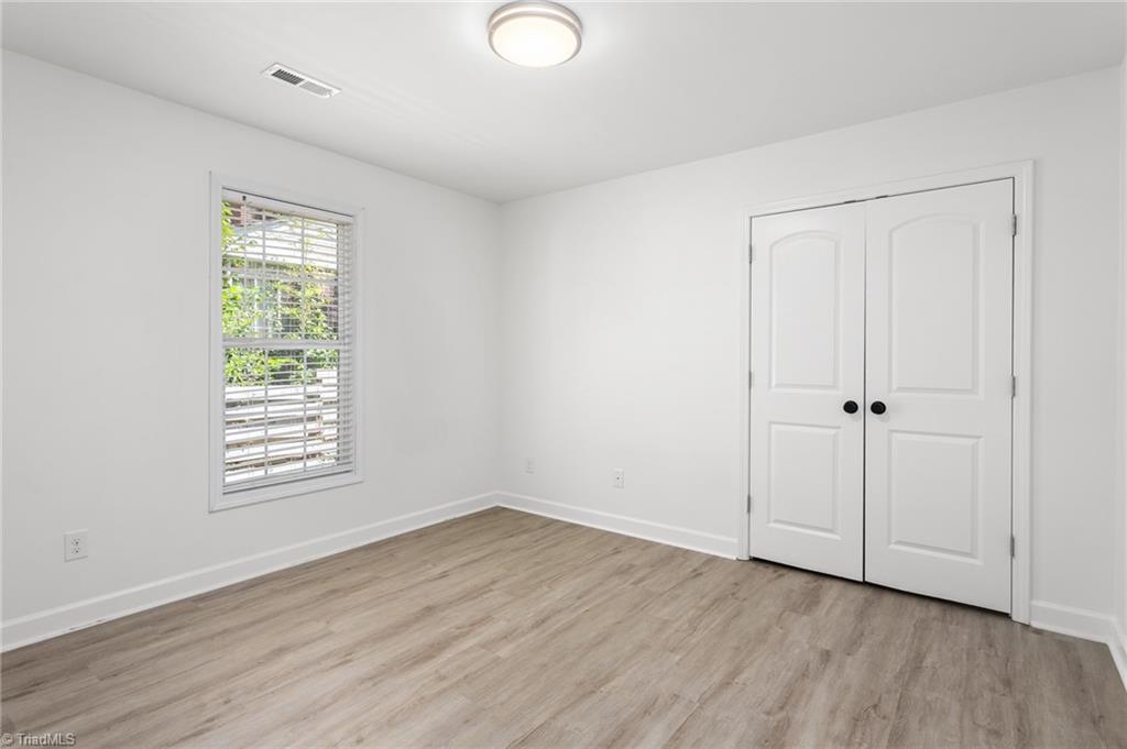 629 Rockspring Road High Point, NC 27262 - Photo 23 of 30