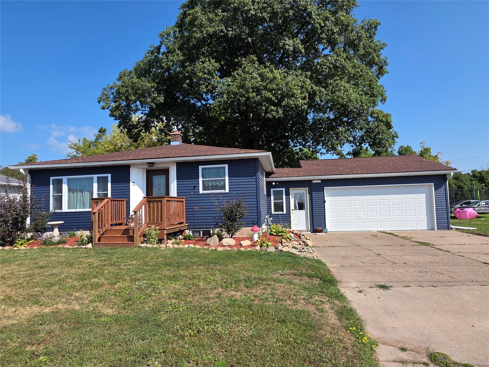 807 Augusta Street Rice Lake, WI 54868 - Photo 3 of 27 Gallery Image 3