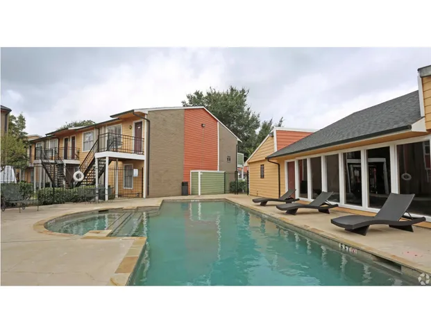 $999 | 2431 Farm To Market 1960 Road West, Unit 354, Houston, TX 77068