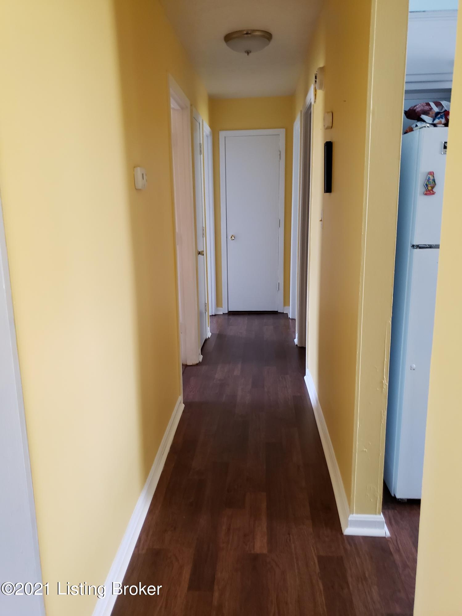 9704 Fairground Road Louisville, KY 40291 - Photo 6 of 20 9704 Fairground 2 (2)