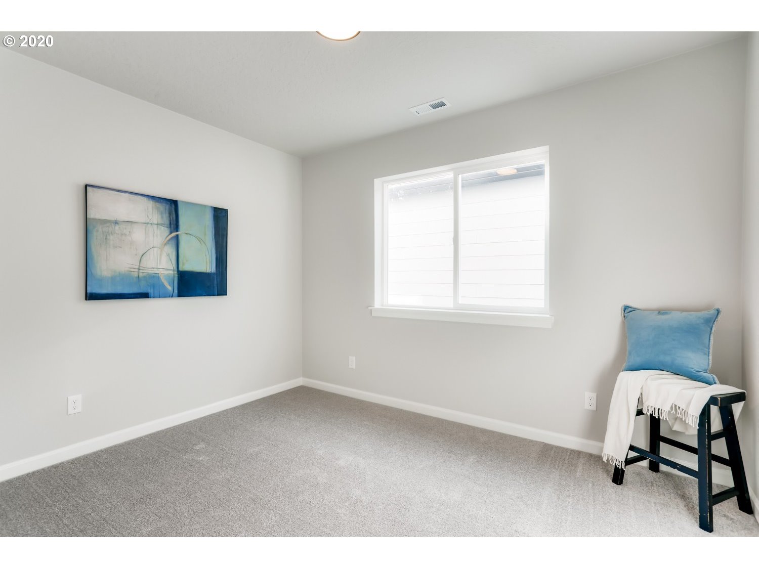 1550 19th Avenue Forest Grove, OR 97116 - Photo 20 of 26 a workspace with a window