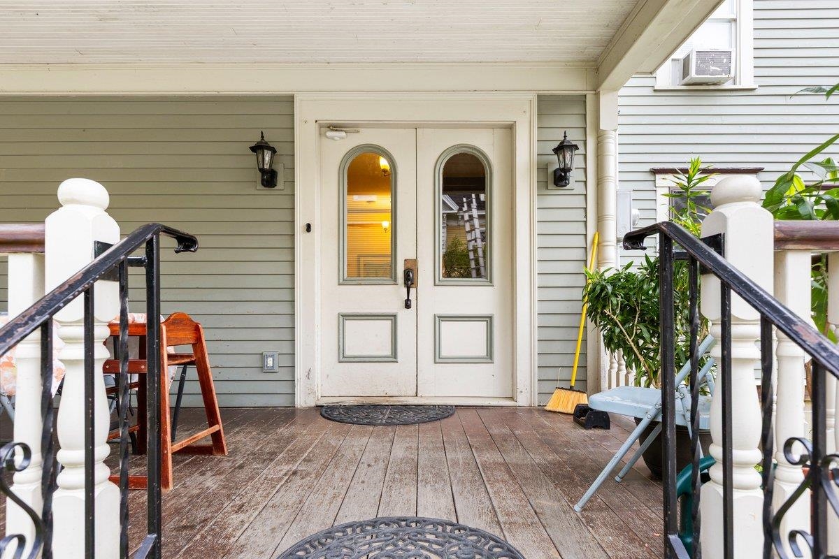 12 High Street Lancaster, NH 03584 - Photo 2 of 36