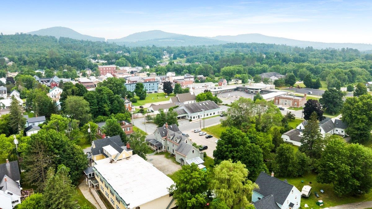 12 High Street Lancaster, NH 03584 - Photo 23 of 36