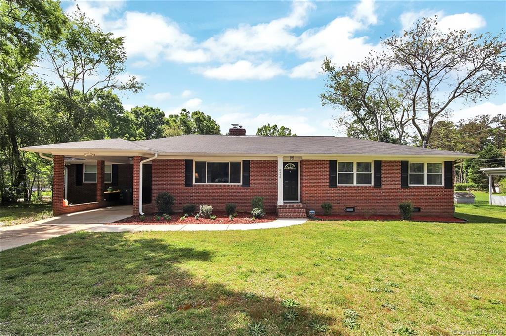 8448 Pence Road Charlotte, NC 28215 - Photo 1 of 32 Gallery Image 1