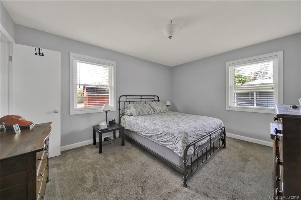 8448 Pence Road Charlotte, NC 28215 - Photo 17 of 32 Gallery Image 17
