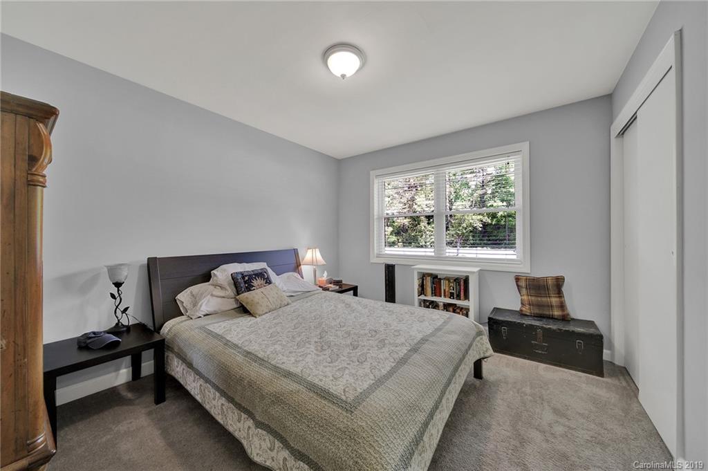 8448 Pence Road Charlotte, NC 28215 - Photo 21 of 32 Gallery Image 21