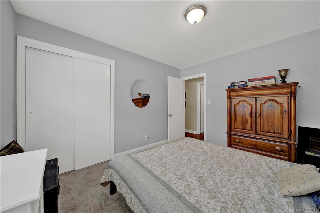 8448 Pence Road Charlotte, NC 28215 - Photo 22 of 32 Gallery Image 22