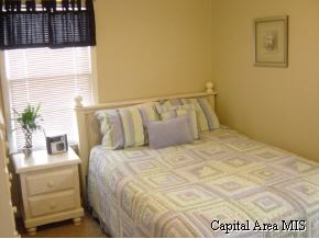 320 Cartwright Drive Springfield, IL 62702 - Photo 6 of 8