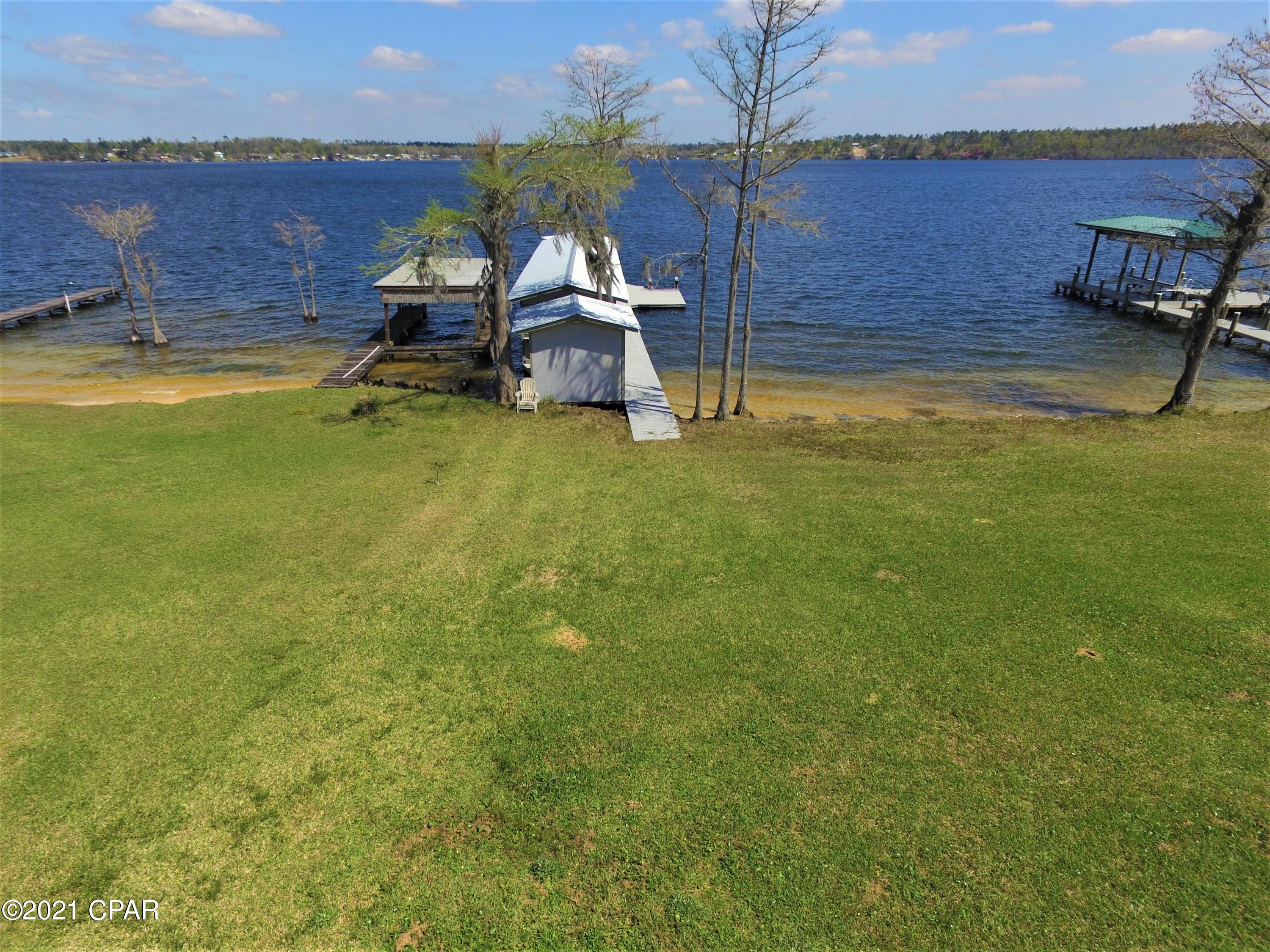 364 Lakepoint Road Alford, FL 32420 - Photo 26 of 66 Gallery Image 26