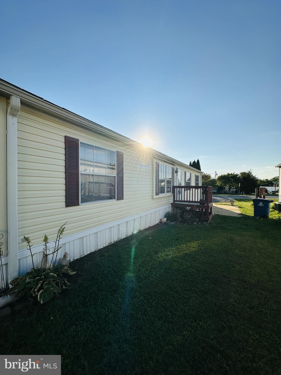 16935 Alcott Road Hagerstown, MD 21740 - Photo 2 of 9 a front view of a house with garden