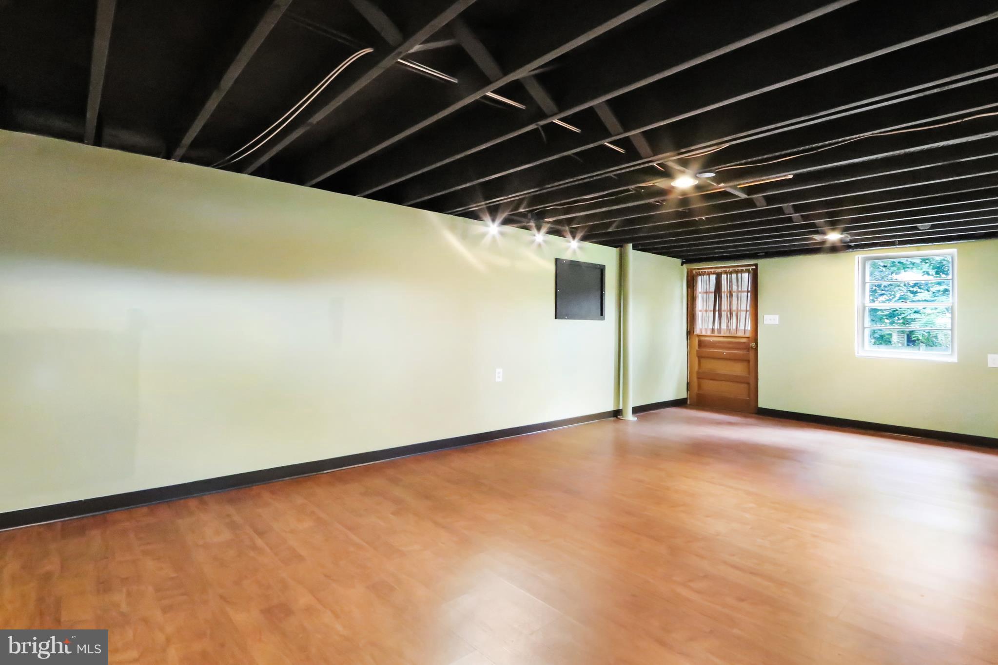 7639 Old Receiver Road Frederick, MD 21702 - Photo 22 of 29 Family Room