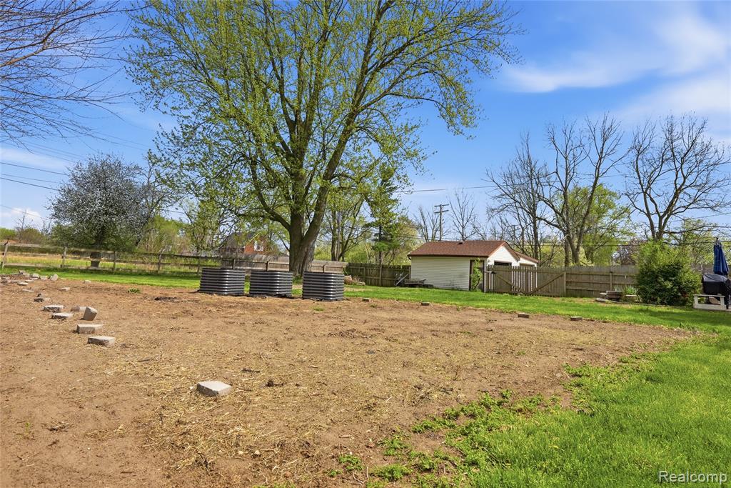 6339 Denton Road Belleville, MI 48111 - Photo 60 of 64