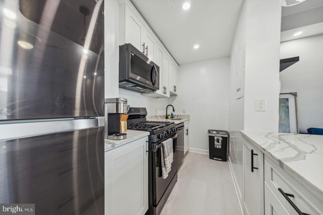1851 Columbia Road Northwest, Unit 400 Washington, DC 20009 - Photo 8 of 36