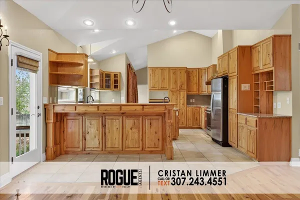 $1,100,000 | 4210 Otter, Casper, WY 82604