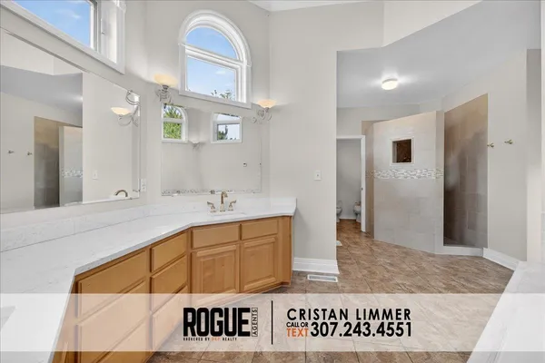$1,100,000 | 4210 Otter, Casper, WY 82604