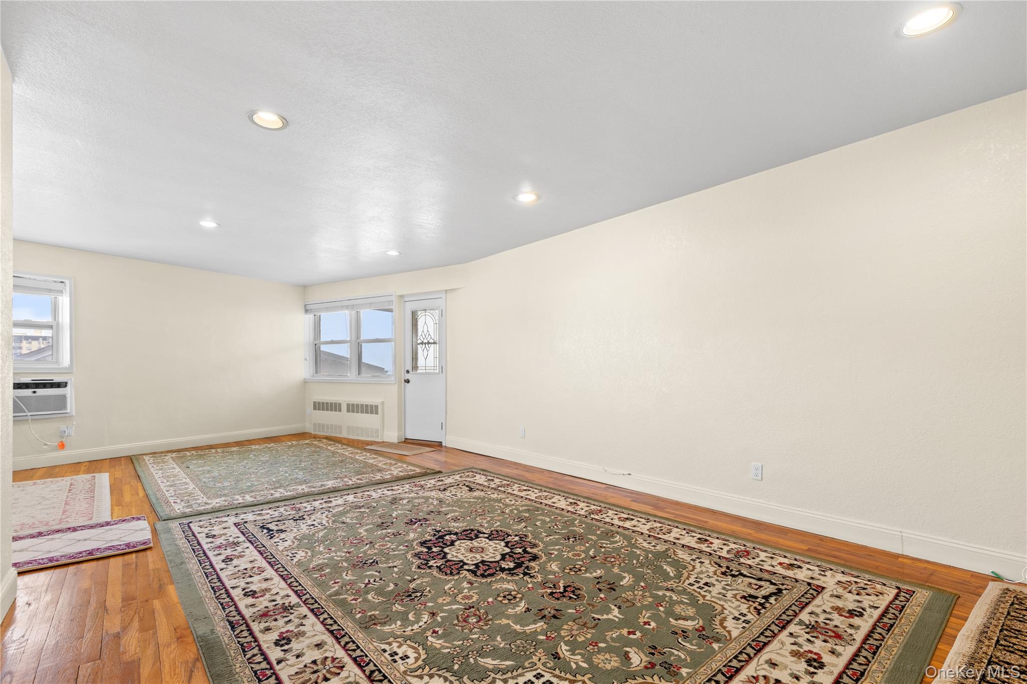 750 Shore Road, Unit 2G Long Beach, NY 11561 - Photo 14 of 46