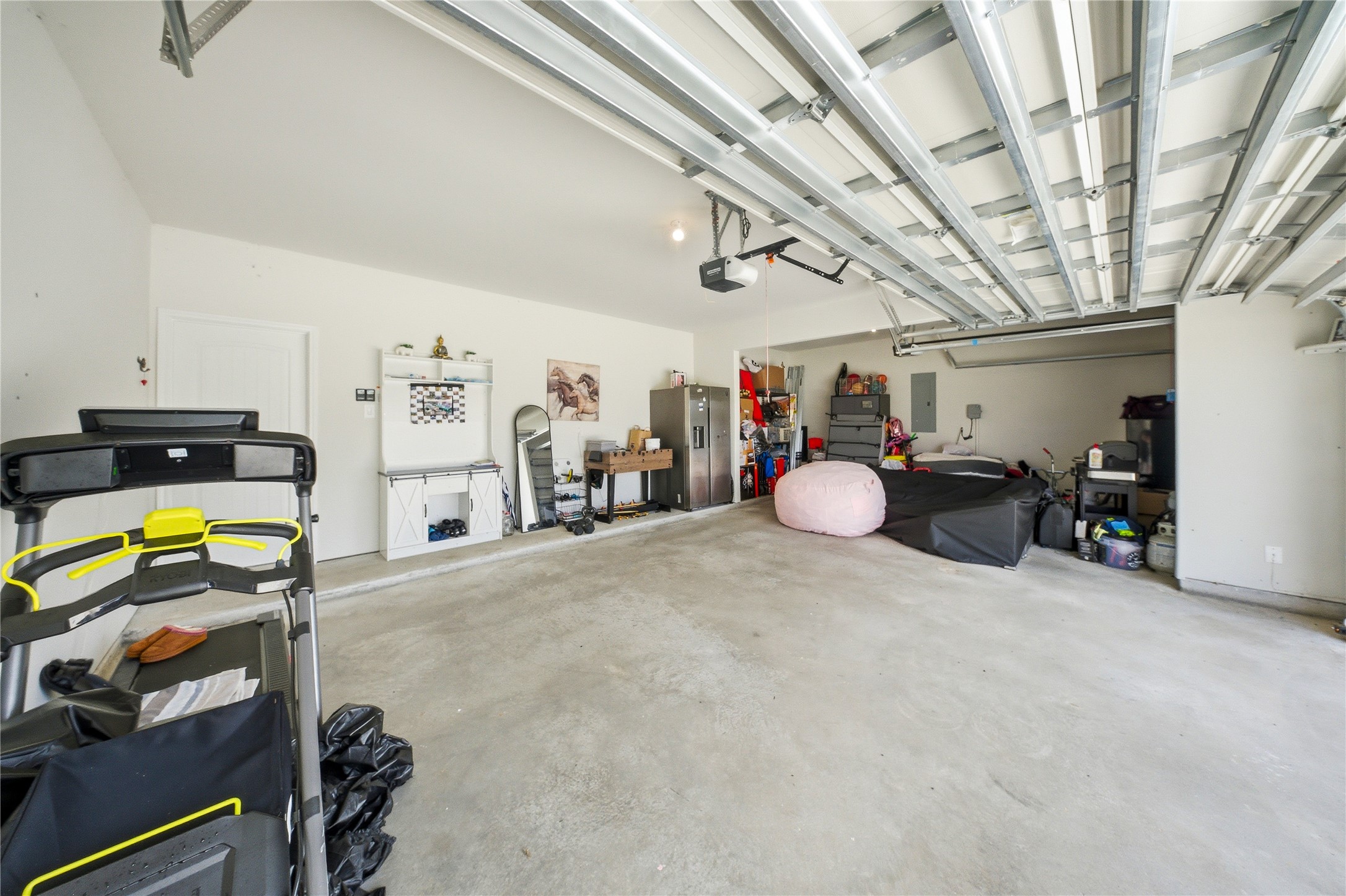 1622 Homewood Point Lane Rosharon, TX 77583 - Photo 38 of 41 a view of a room with gym equipment