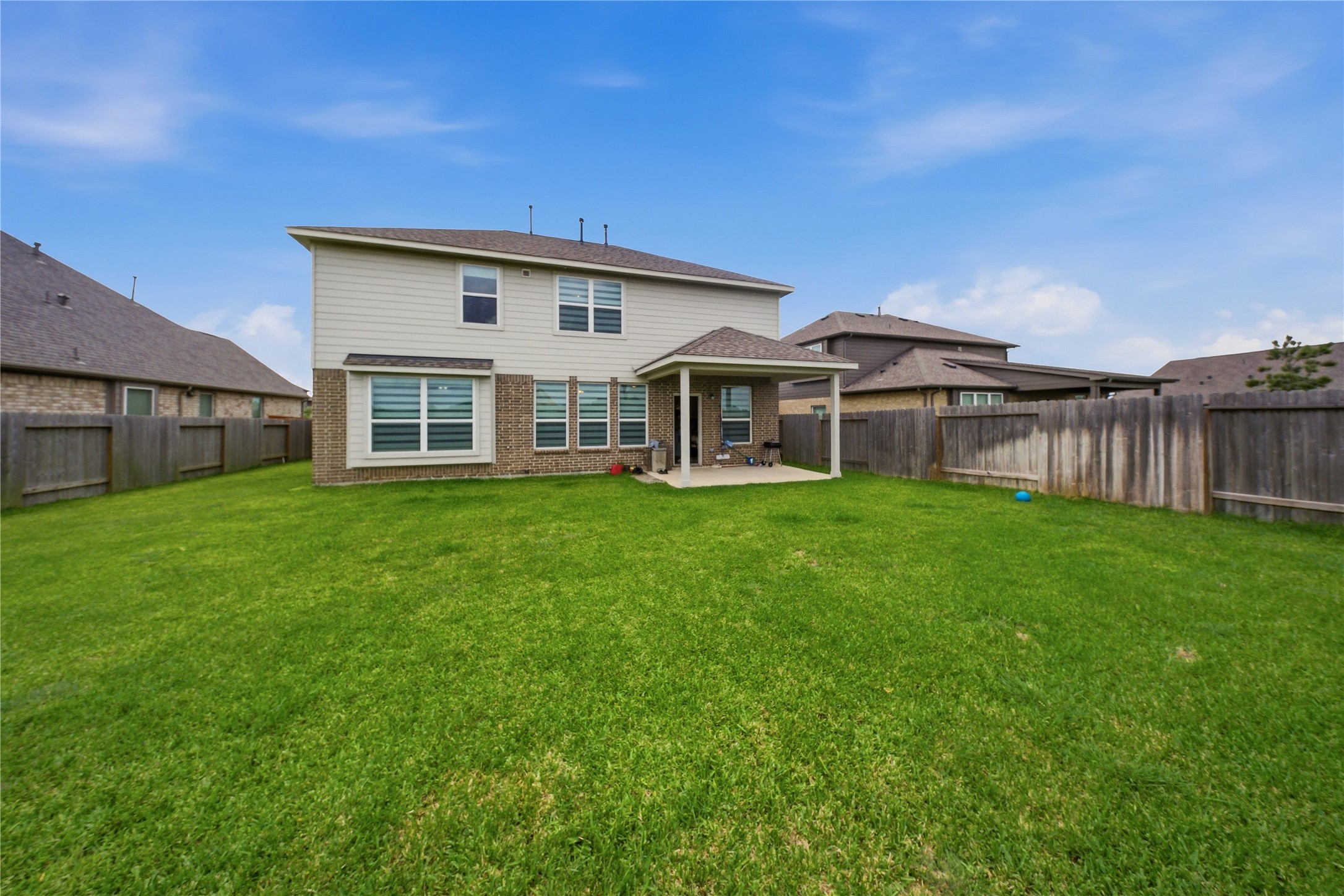 1622 Homewood Point Lane Rosharon, TX 77583 - Photo 41 of 41 a view of a house with a yard and sitting area