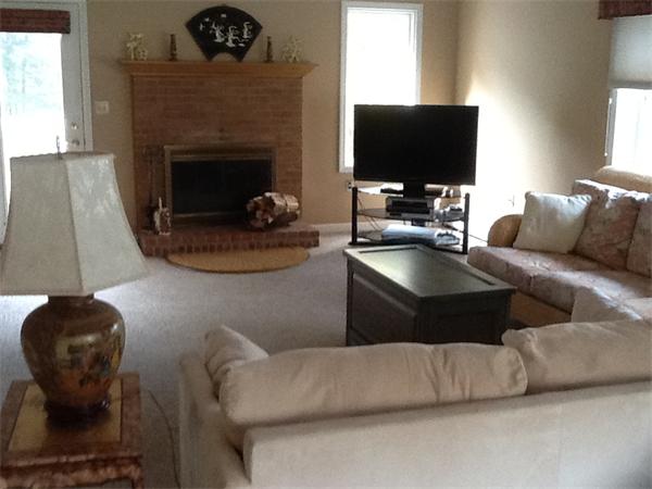 12 Country Lake Road Methuen, MA 01844 - Photo 3 of 28 Gallery Image 3