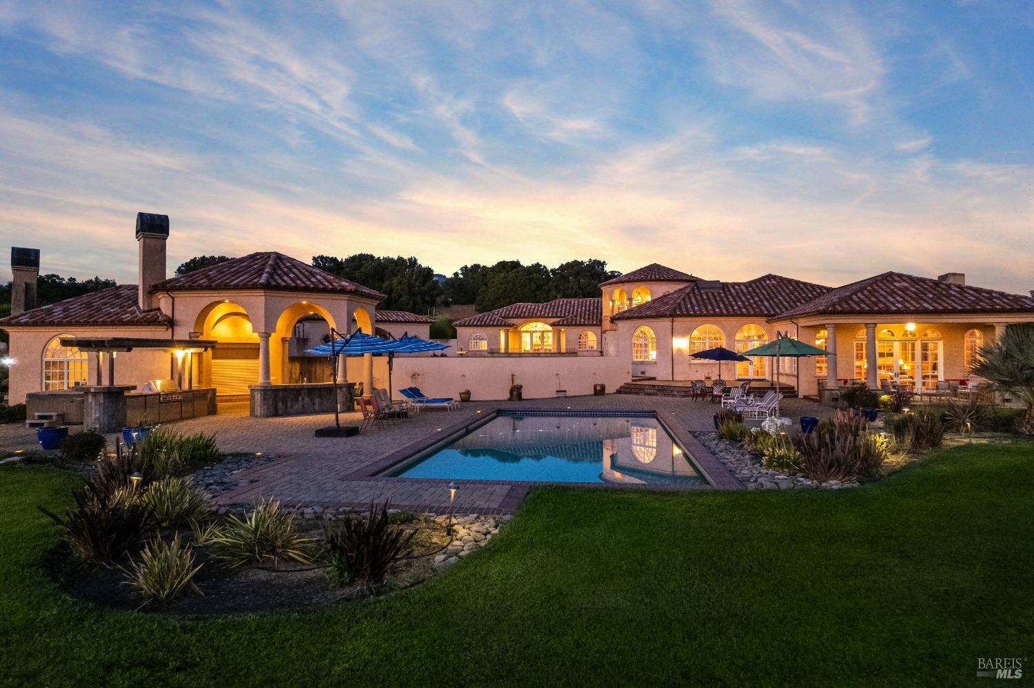 Outdoor living at it's finest from sunrise to sunset.