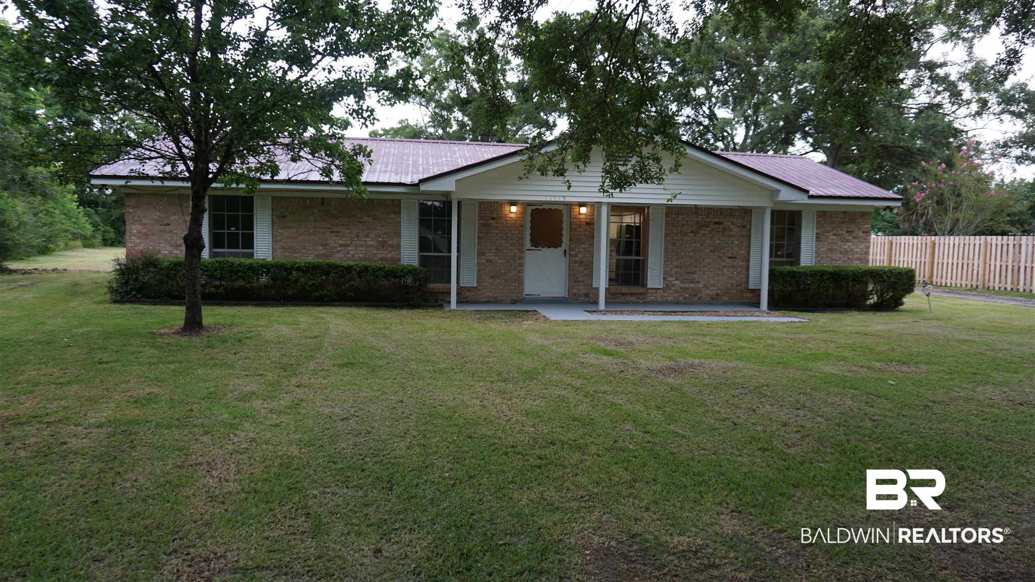 11119 Lakeside Circle Grand Bay, AL 36541 - Photo 2 of 38