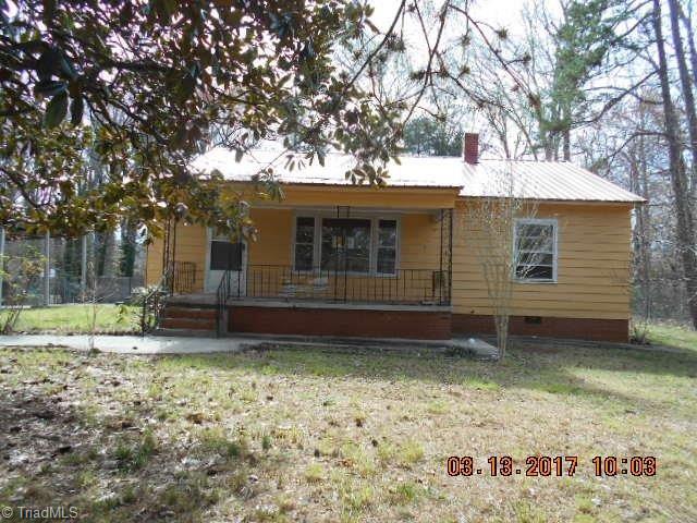 1986 Lakeview Road Asheboro, NC 27203 - Photo 1 of 16 Gallery Image 1