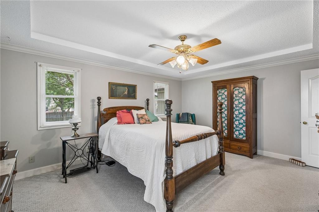 1025 Southeast Bridgehampton Way Lee's Summit, MO 64081 - Photo 15 of 35