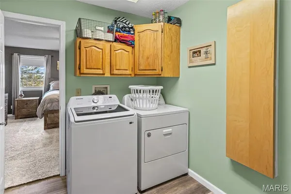 $369,500 | 124 Evergreen Court, Brighton, IL 62012