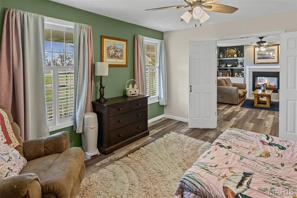 $369,500 | 124 Evergreen Court, Brighton, IL 62012