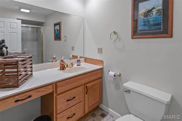 $369,500 | 124 Evergreen Court, Brighton, IL 62012