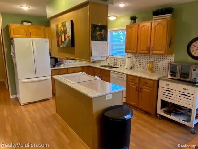 5548 Newark Road Imlay City, MI 48444 - Photo 7 of 46 IMG_3036.jpg