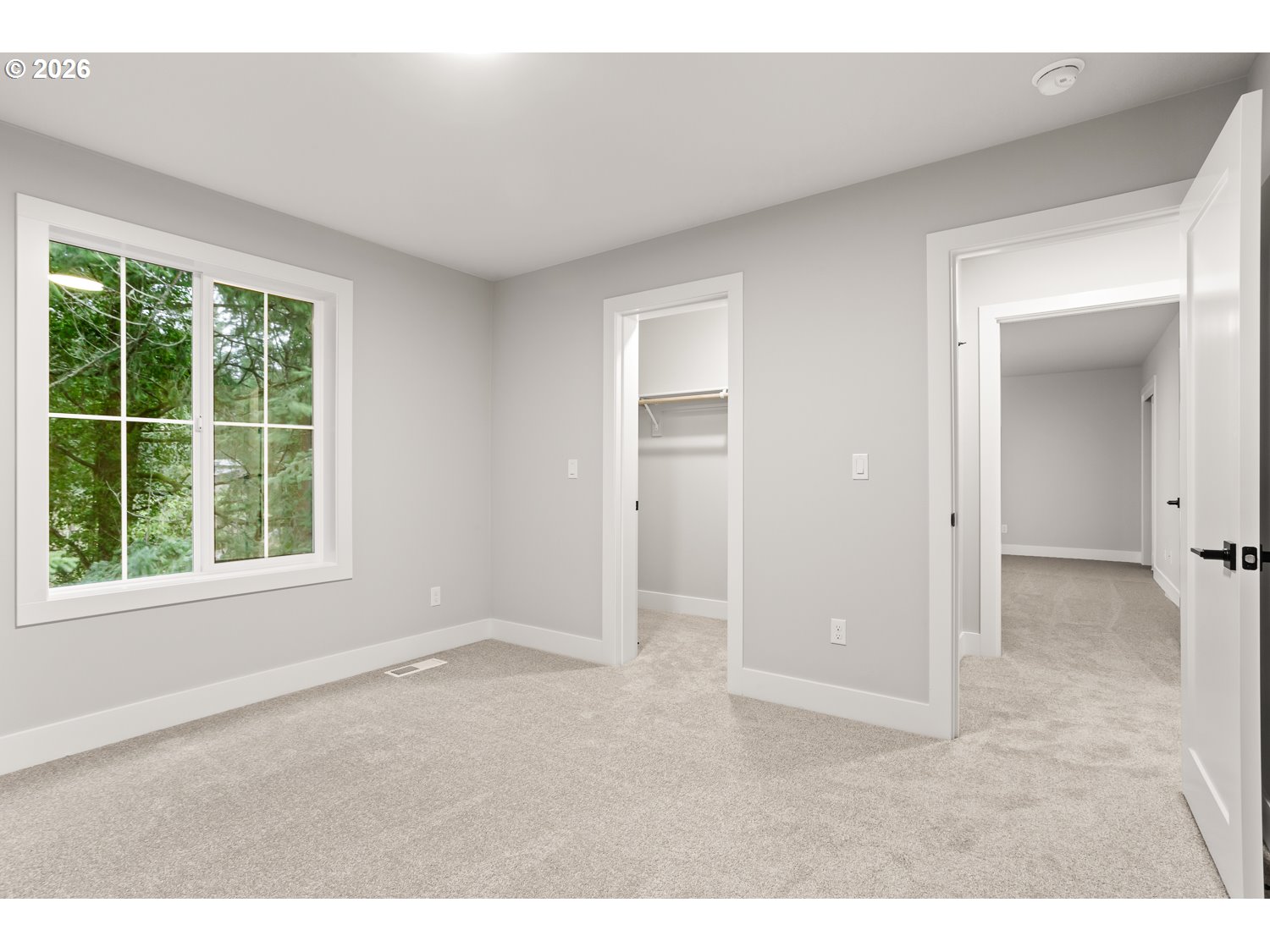 7321 Southwest Windflower Street Wilsonville, OR 97070 - Photo 19 of 20 an empty room with windows and closet