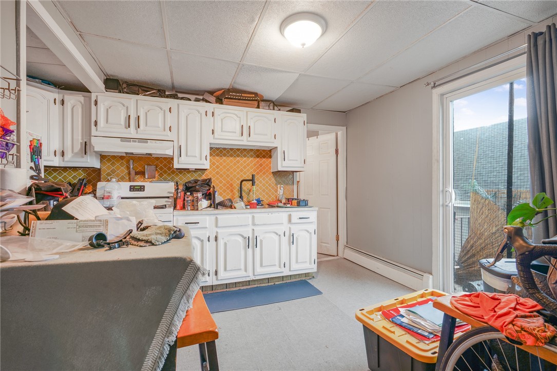 39 Highland Street Pawtucket, RI 02860 - Photo 12 of 29
