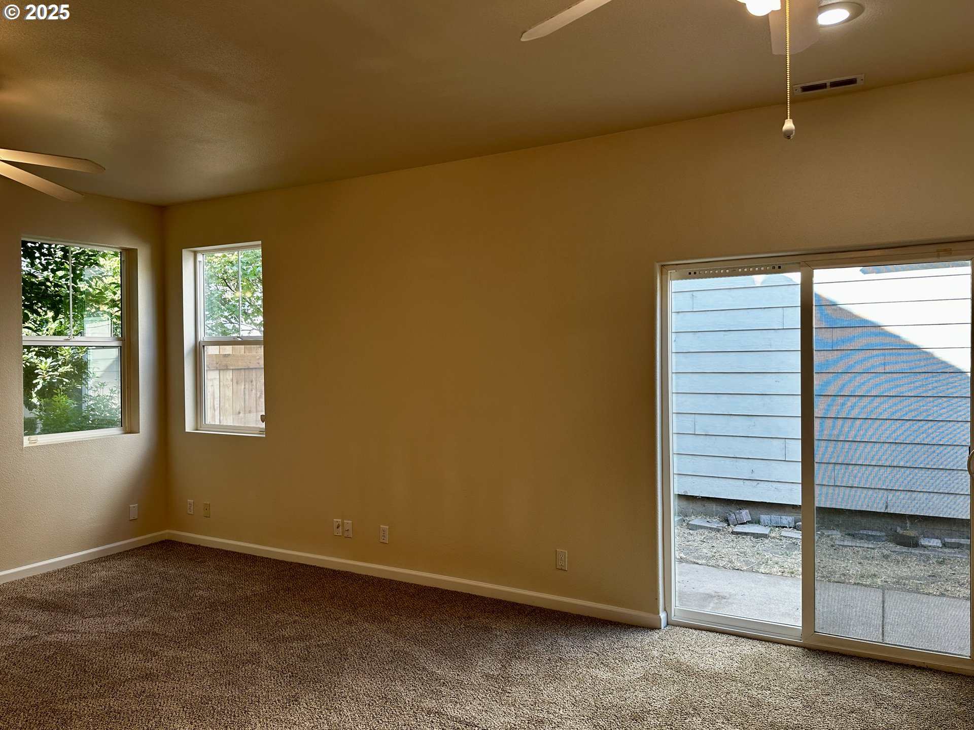 1629 Riley Lane Eugene, OR 97402 - Photo 13 of 34 Gallery Image 13