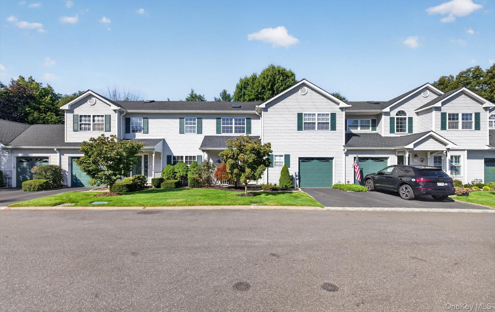 5 Monitor Road Smithtown, NY 11787 - Photo 3 of 46 Gallery Image 3