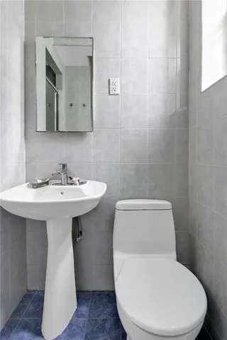 $399,000 | 1730 East 14th Street, Unit 6J | Homecrest