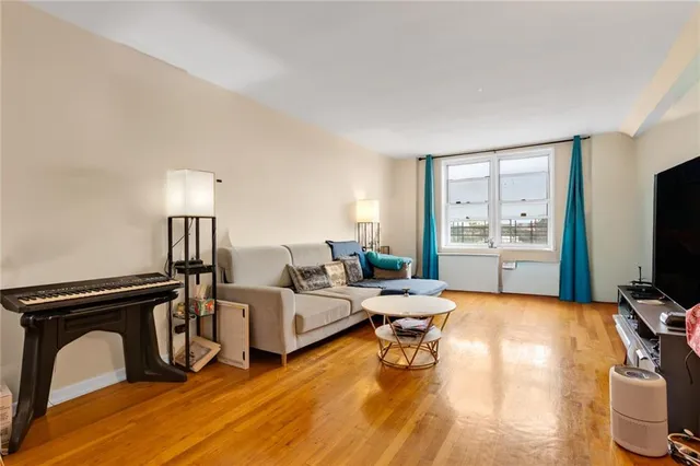 $399,000 | 1730 East 14th Street, Unit 6J | Homecrest