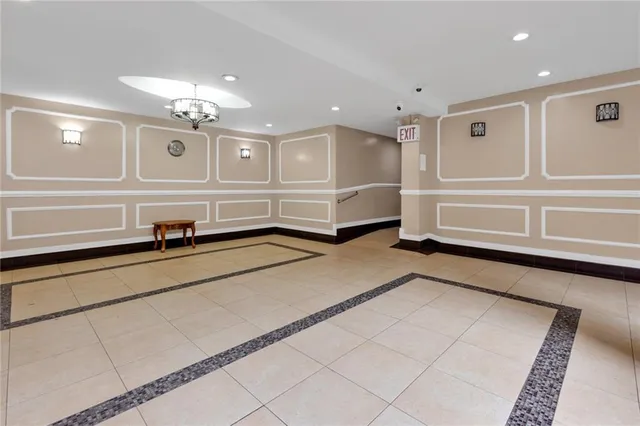 $399,000 | 1730 East 14th Street, Unit 6J | Homecrest