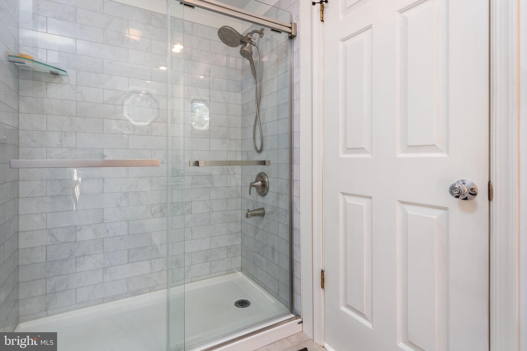 1409 Pleasant View Road Coopersburg, PA 18036 - Photo 26 of 50 1st Floor bath