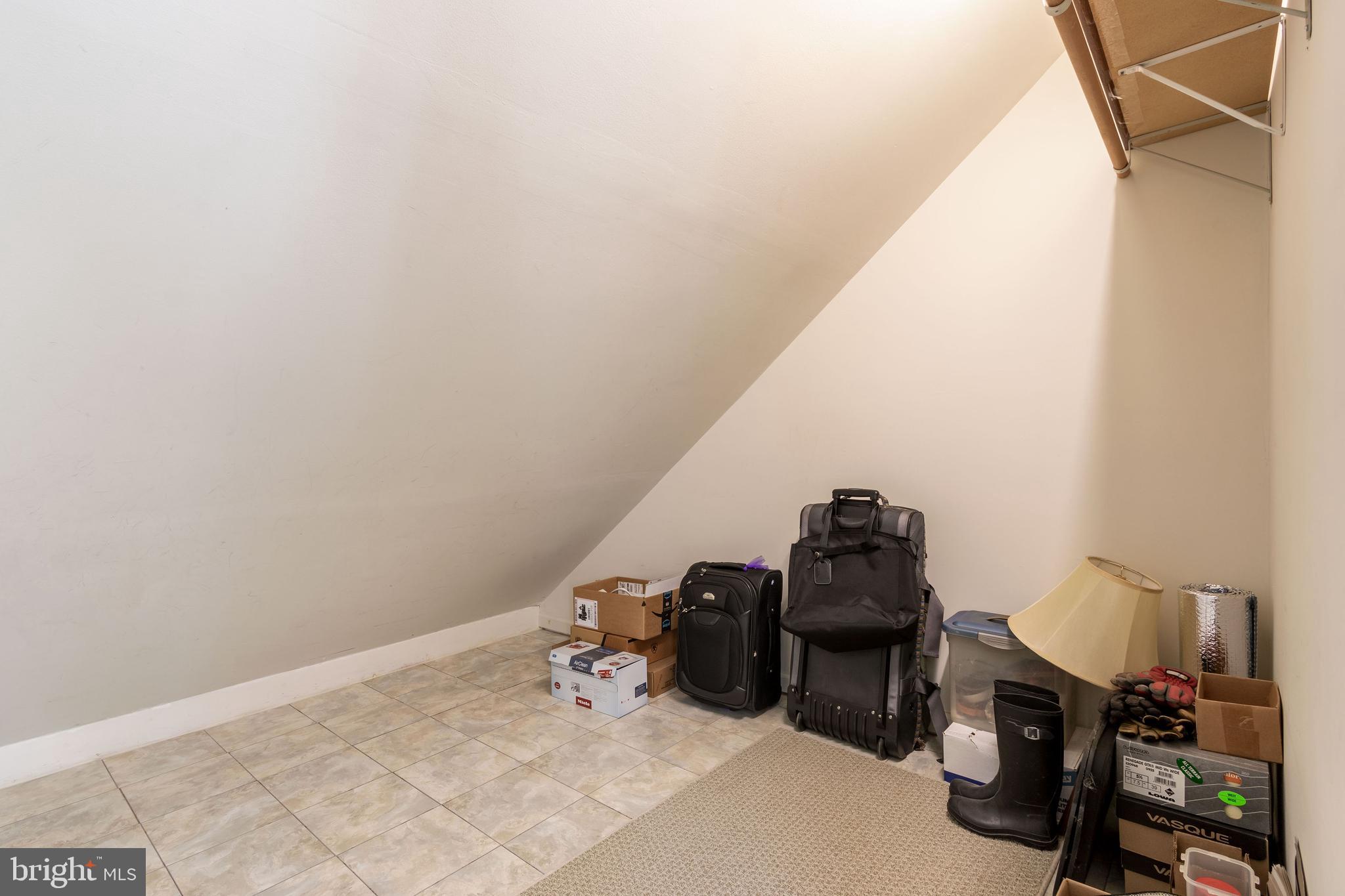 1409 Pleasant View Road Coopersburg, PA 18036 - Photo 31 of 50 Walk-in closet primary bedroom