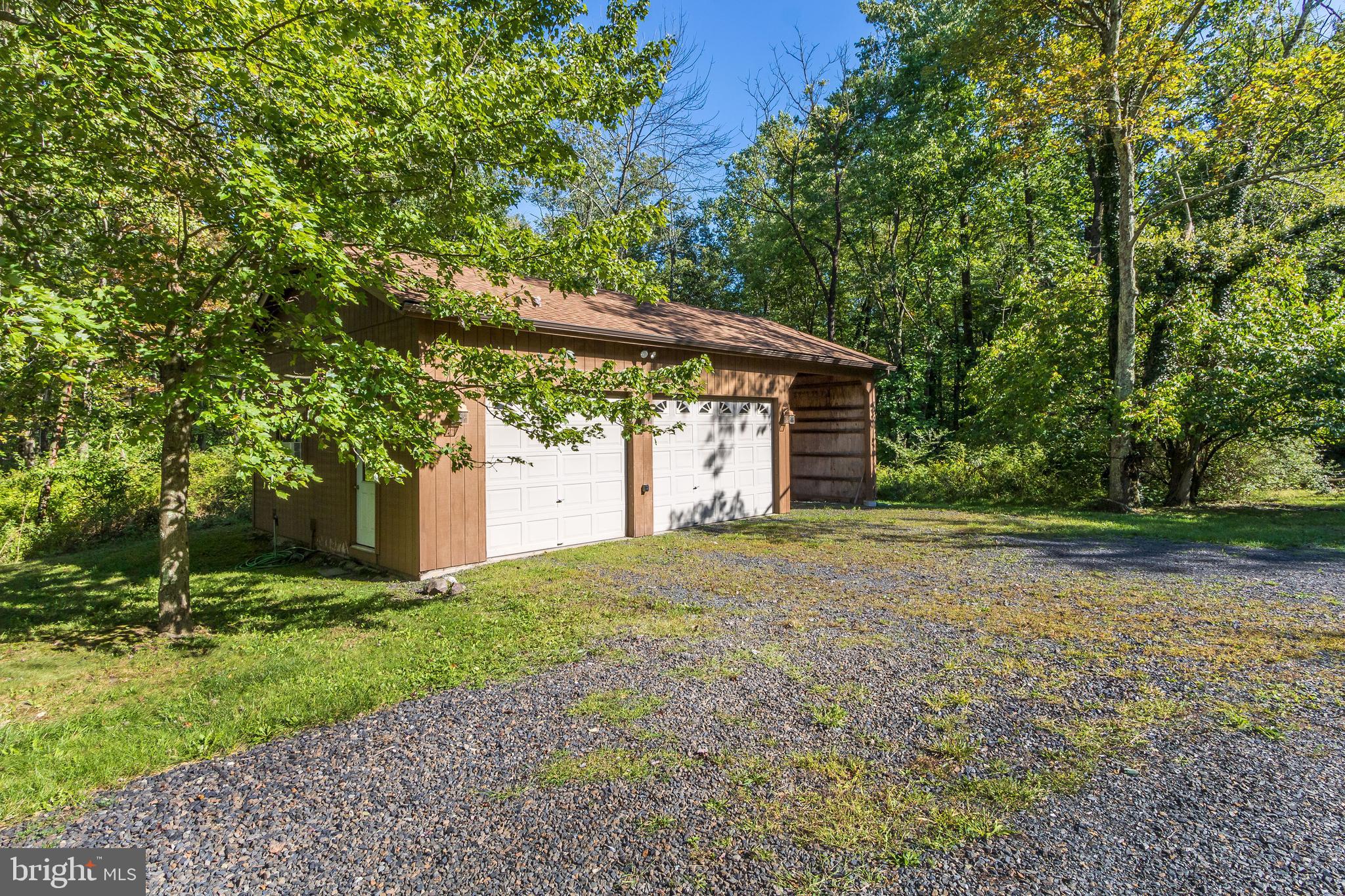 1409 Pleasant View Road Coopersburg, PA 18036 - Photo 36 of 50 2 car garage +/horse van/ RV height bay