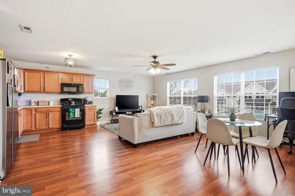 $259,000 | 802 Sunflower Way, Mantua, NJ 08051