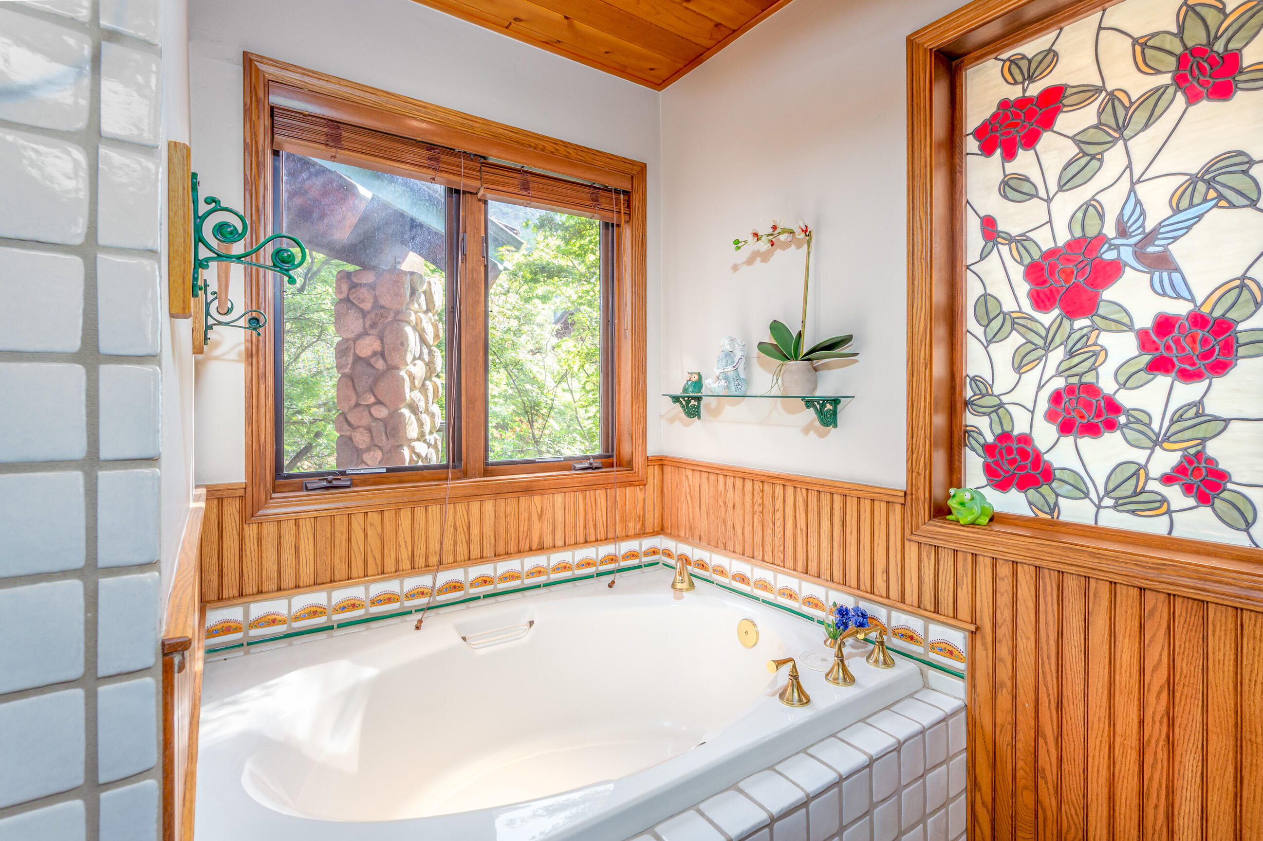 44575 South Fork Drive Three Rivers, CA 93271 - Photo 20 of 59 Main Floor Bath