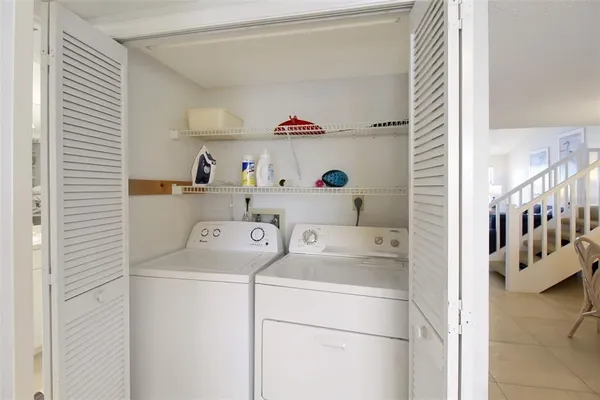 $5,000 | 1391 Siesta Bayside Drive, Unit 1391B, Sarasota, FL 34242